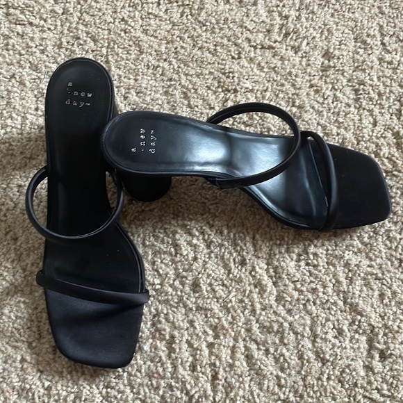 a new day Shoes - Black summer strappy heels - like new!
